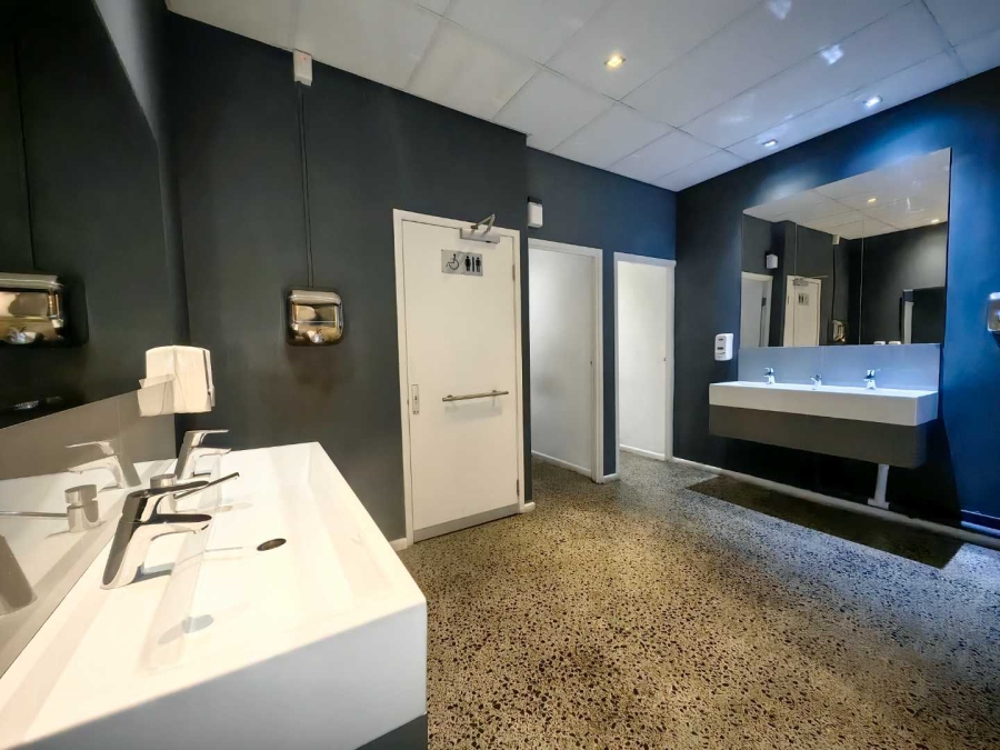 To Let commercial Property for Rent in Woodstock Western Cape